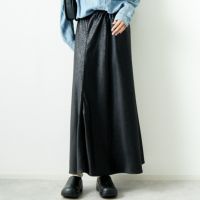 BLACK&&モデル身長：167cm 着用サイズ：F&&