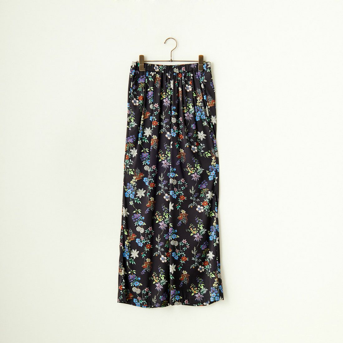 Jeans Factory Clothes [ジーンズファクトリークローズ] フラワープリントサテンパンツ [21243052] 004 ﾌﾞﾗｯｸ
