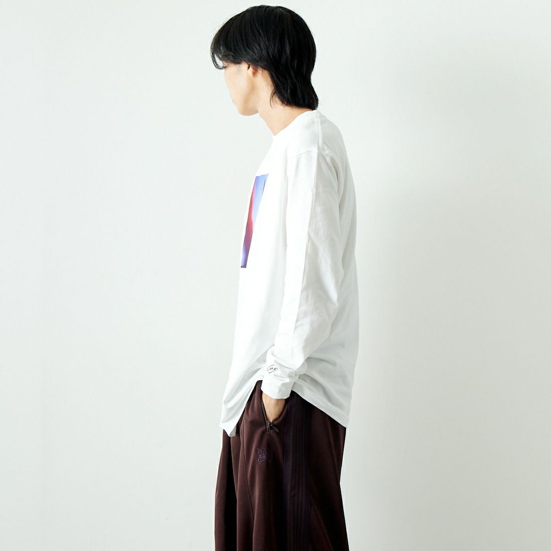 Filphies [フィルフィーズ] ロングスリーブプリントTシャツ [FP242PS00110] 01 WHITE &&モデル身長：179cm 着用サイズ：L&&