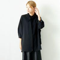 BLACK&&モデル身長：167cm 着用サイズ：F&&
