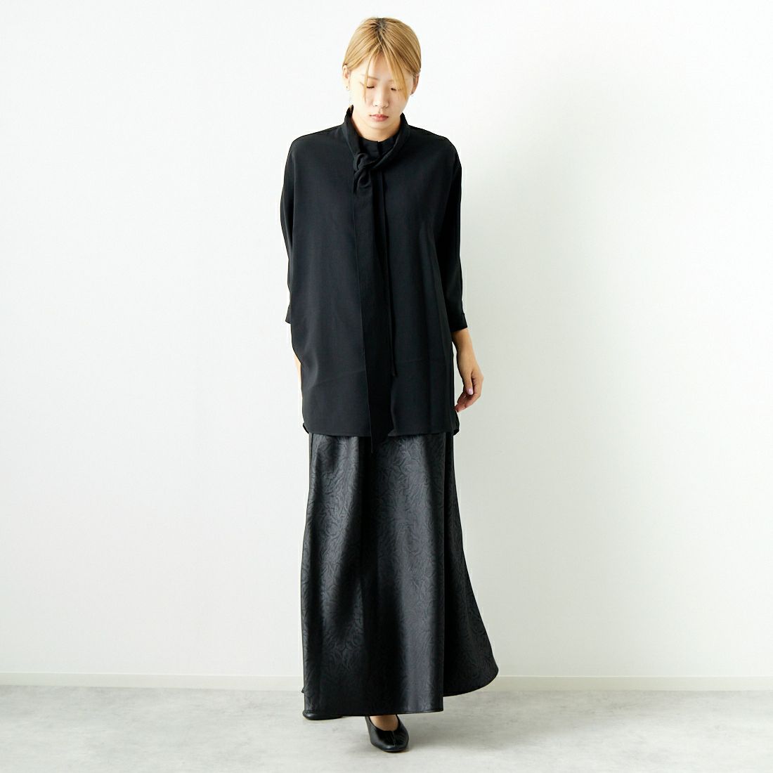 Jeans Factory Clothes [ジーンズファクトリークローズ] マルチウェイボウタイブラウス [7643403] BLACK &&モデル身長：167cm 着用サイズ：F&&