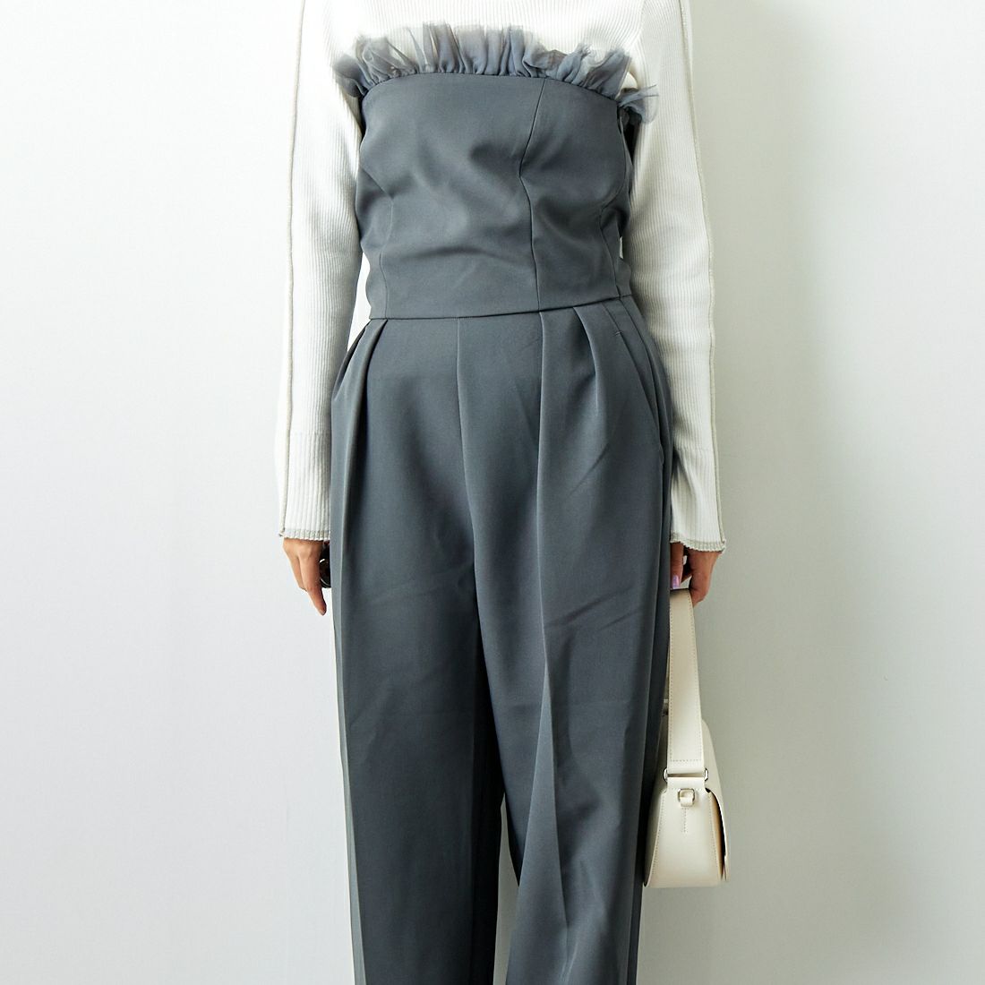 USINE [ユジーヌ] チュールベアサロペット [2430301] CHARCOAL &&モデル身長：167cm 着用サイズ：F&&