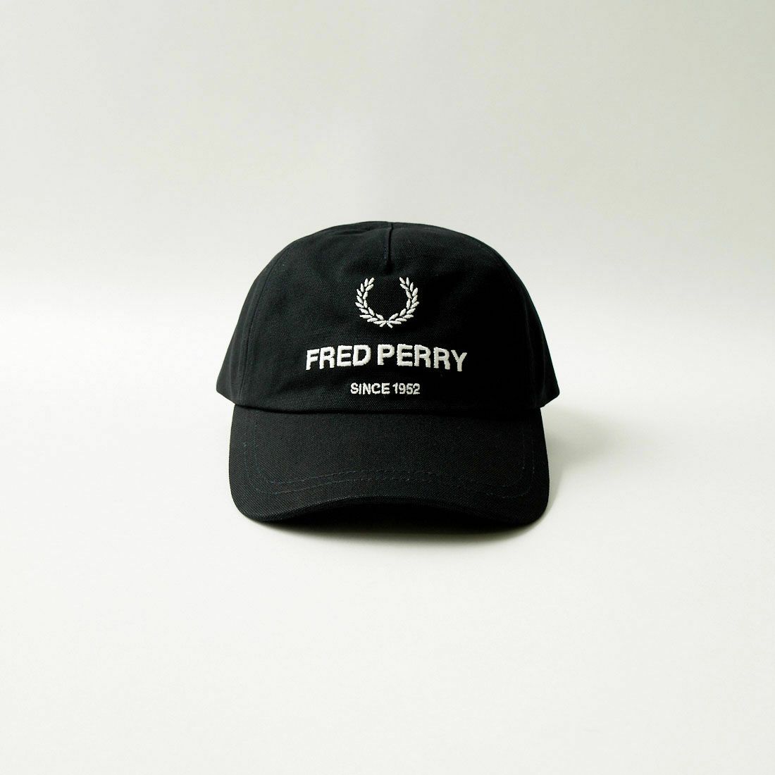 FRED PERRY [フレッドペリー] コットンキャンバス ブランデッドキャップ [HW8667]