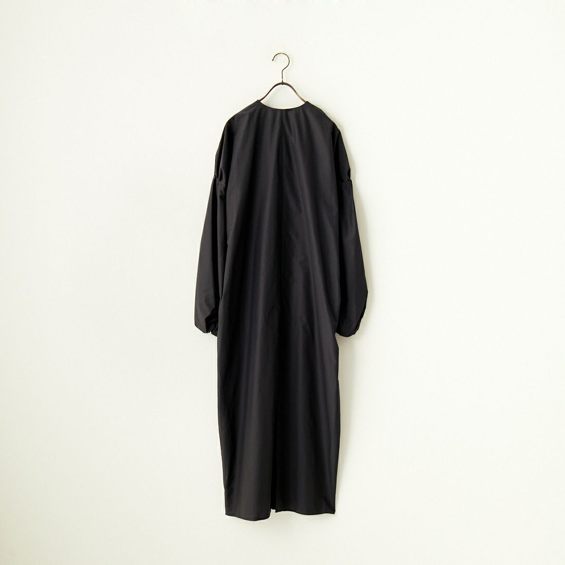 MICA&DEAL [マイカアンドディール] タックスリーブVネックワンピース [0124304203] BLACK