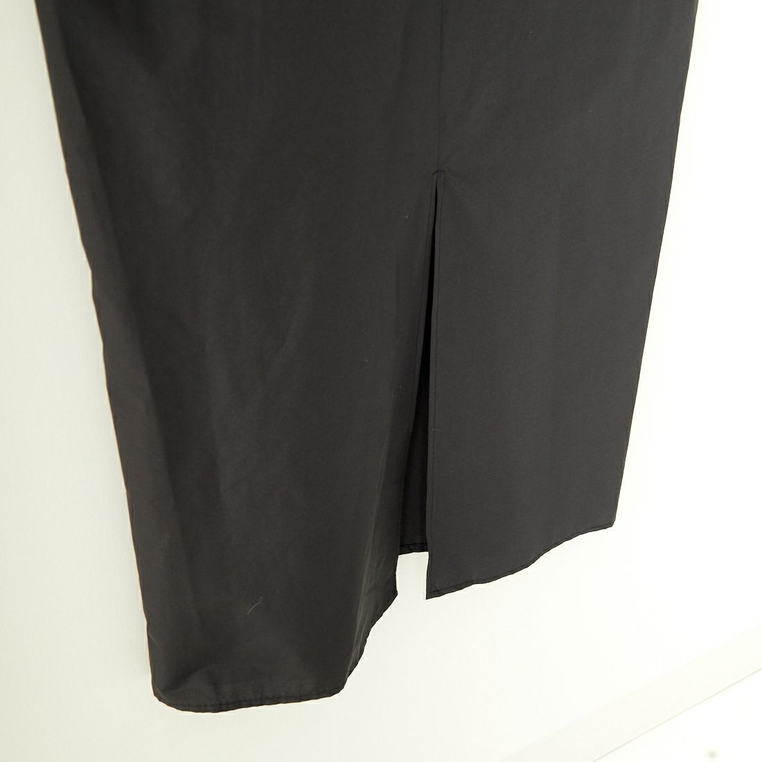 MICA&DEAL [マイカアンドディール] タックスリーブVネックワンピース [0124304203] BLACK