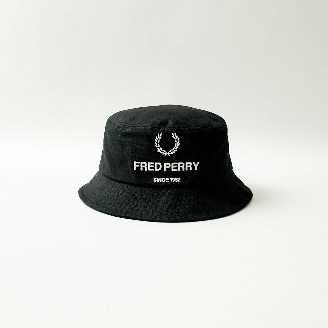 FRED PERRY [フレッドペリー] コットンキャンバス ブランデッドハット [HW8668]