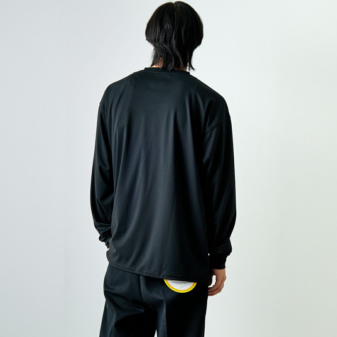 +phenix [プラスフェニックス] 別注 ワンポイント刺繍ロゴ ドローコードTシャツ [POT-24012IN-JF] BLACK &&モデル身長：179cm 着用サイズ：XL&&