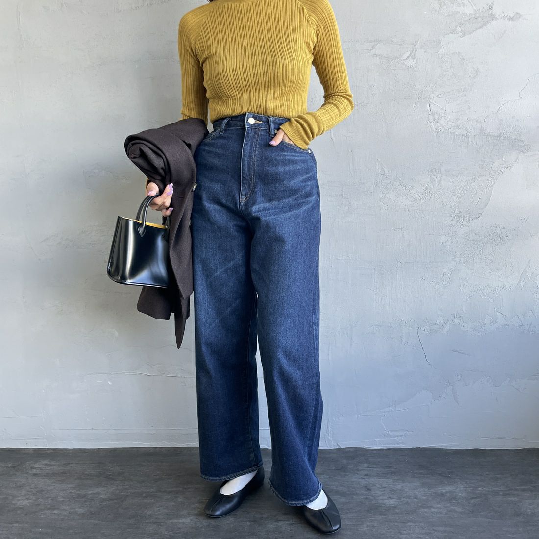 Urvin [アーヴィン] 別注 MARION JEANS ハイウエストストレートデニム [JUAG4400NB-JF] DARK USED &&モデル身長：163cm 着用サイズ：23&&