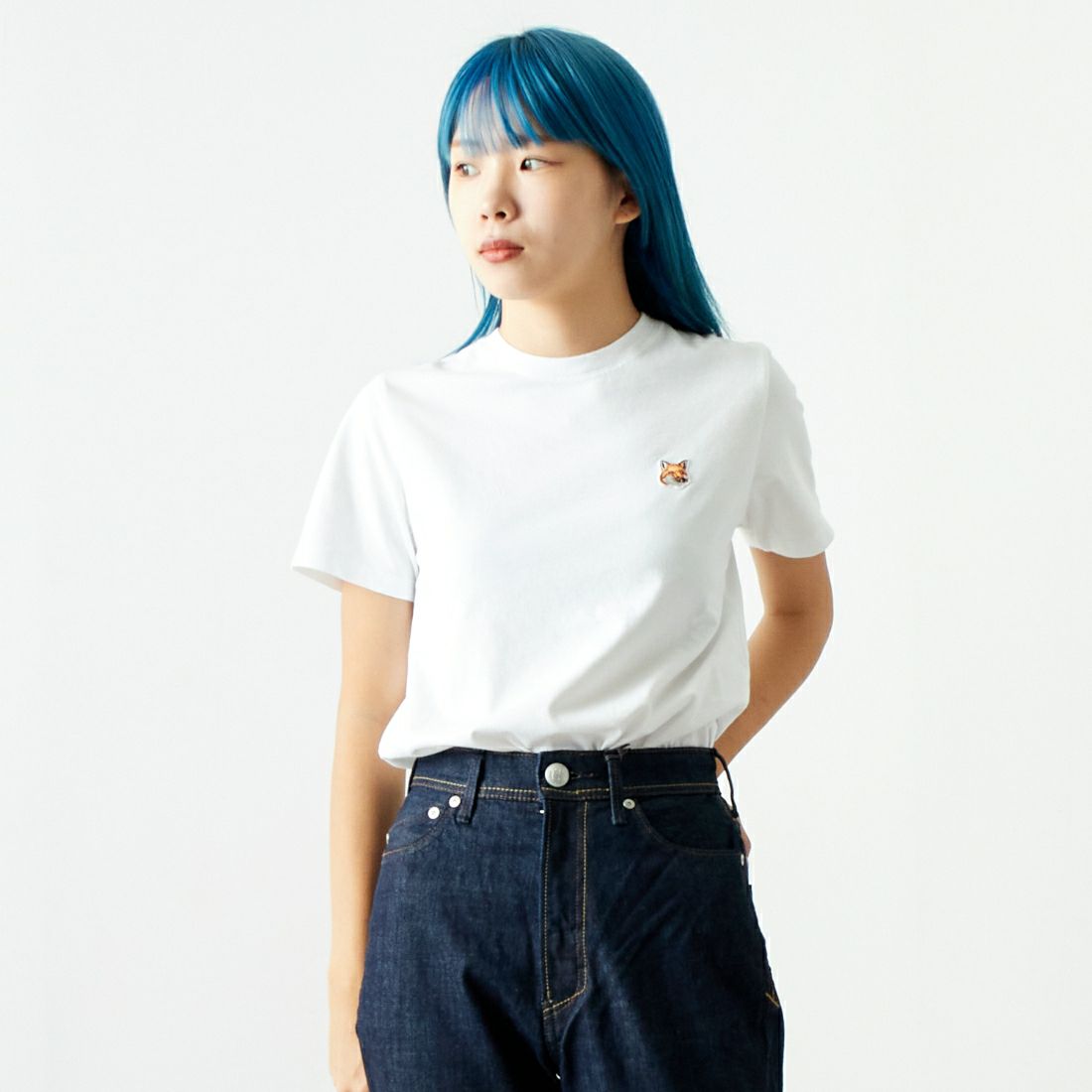 P100 WHT&&モデル身長：167cm 着用サイズ：S&&