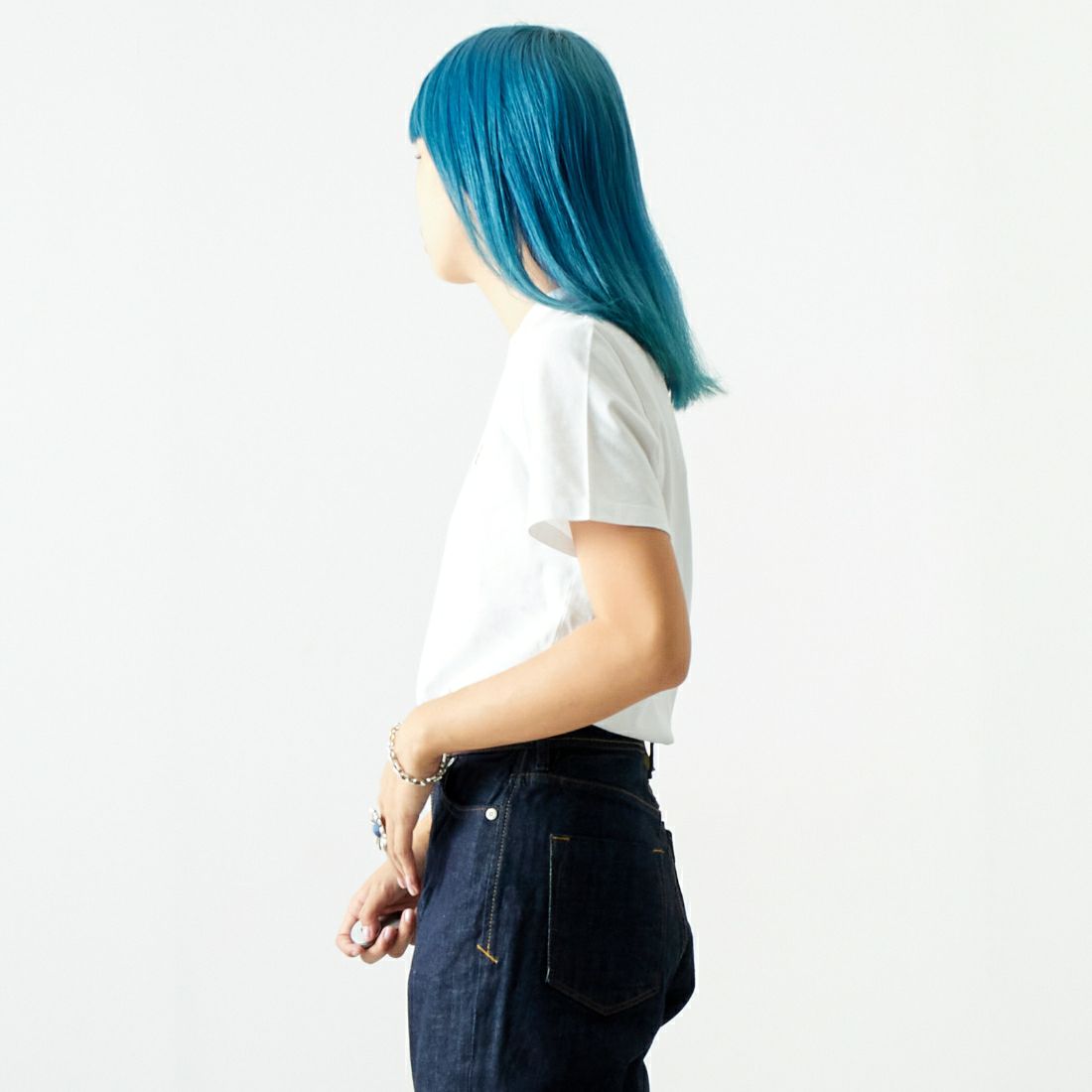 MAISON KITSUNE [メゾン キツネ] フォックスヘッド パッチ レギュラー Tシャツ [LW00105KJ0008] P100 WHT &&モデル身長：167cm 着用サイズ：S&&