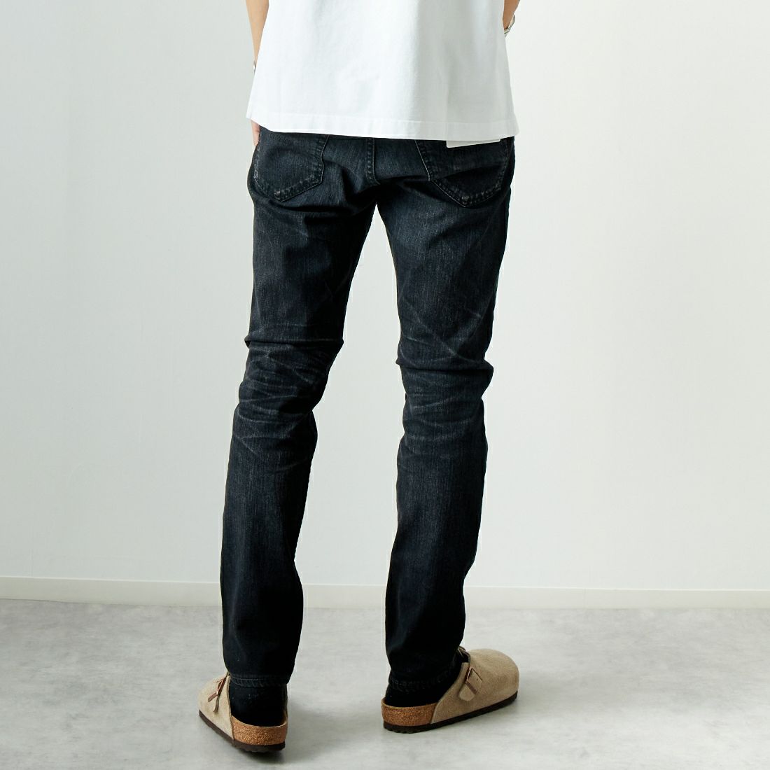 YANUK [ヤヌーク] スリムテーパードデニム VINCENT2/ヴィンセント2 [57243002] OBK &&モデル身長：179cm 着用サイズ：30&&