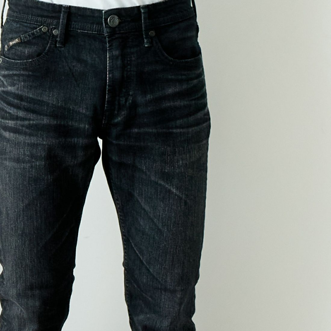 YANUK [ヤヌーク] スリムテーパードデニム VINCENT2/ヴィンセント2 [57243002] OBK