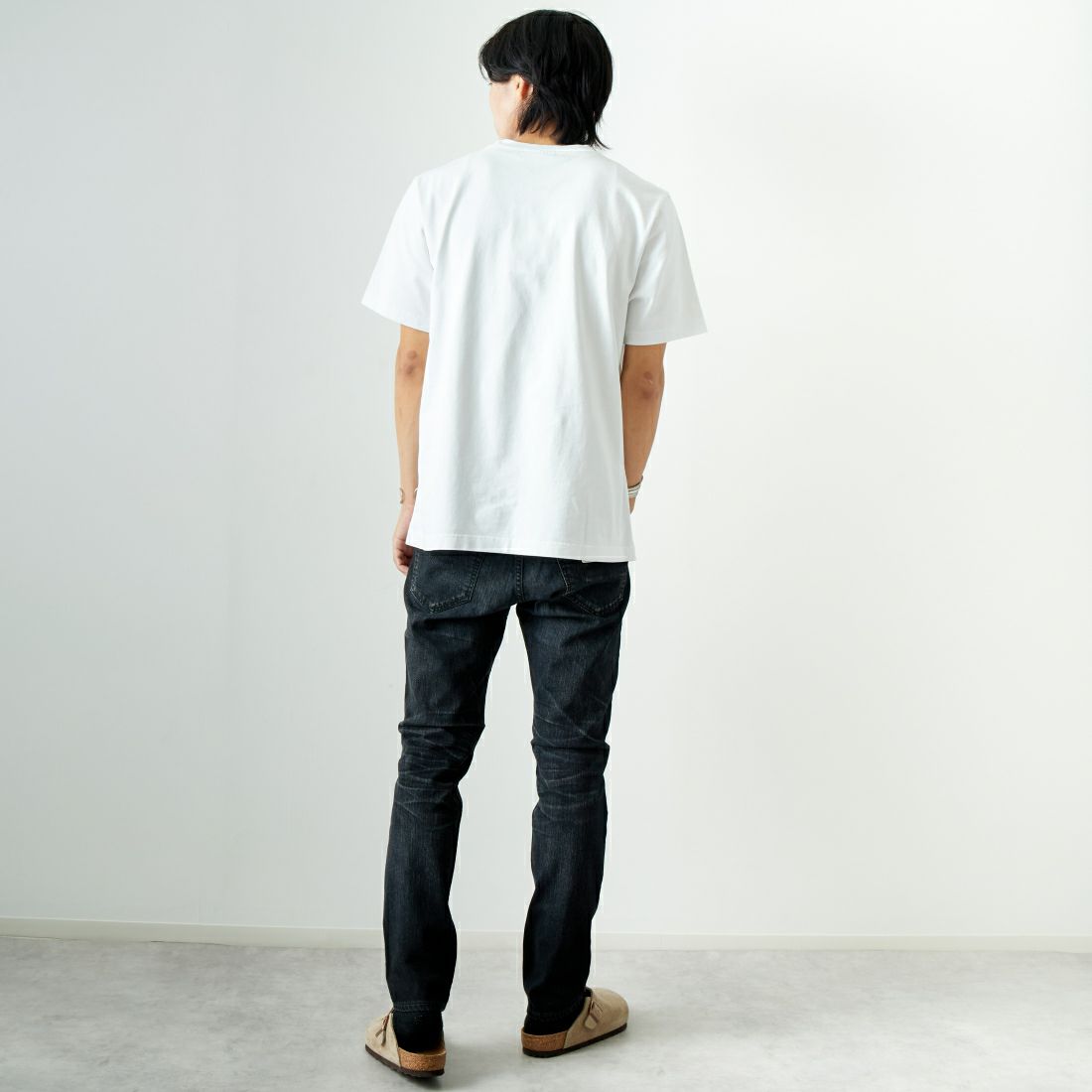MAISON KITSUNE [メゾン キツネ] ハンドライティング コンフォート Tシャツ [MM00126KJ0118] M186 WHT/B &&モデル身長：179cm 着用サイズ：M&&