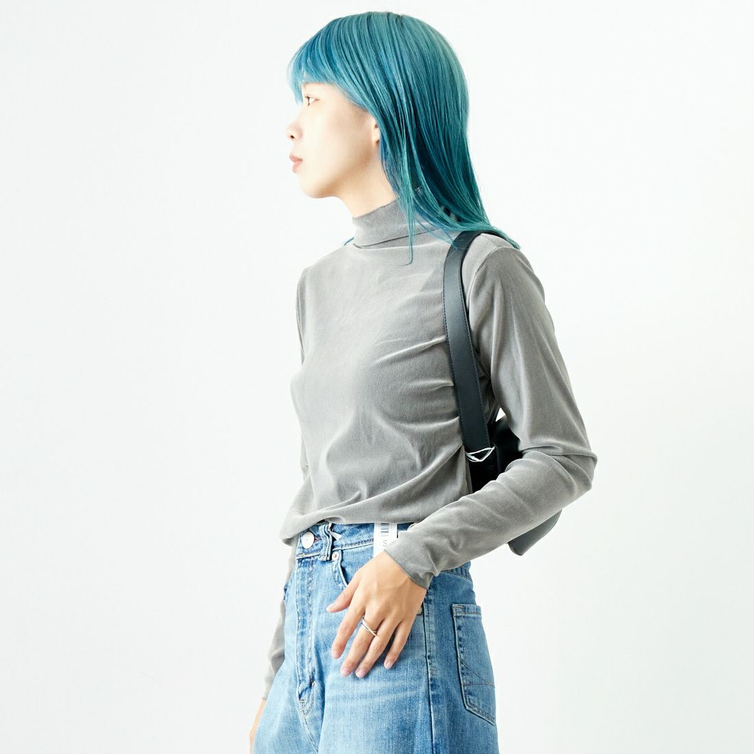 Jeans Factory Clothes [ジーンズファクトリークローズ] フロッキーチュールタートルTシャツ [21243065] 001 Lｸﾞﾚｰ &&モデル身長：167cm 着用サイズ：F&&