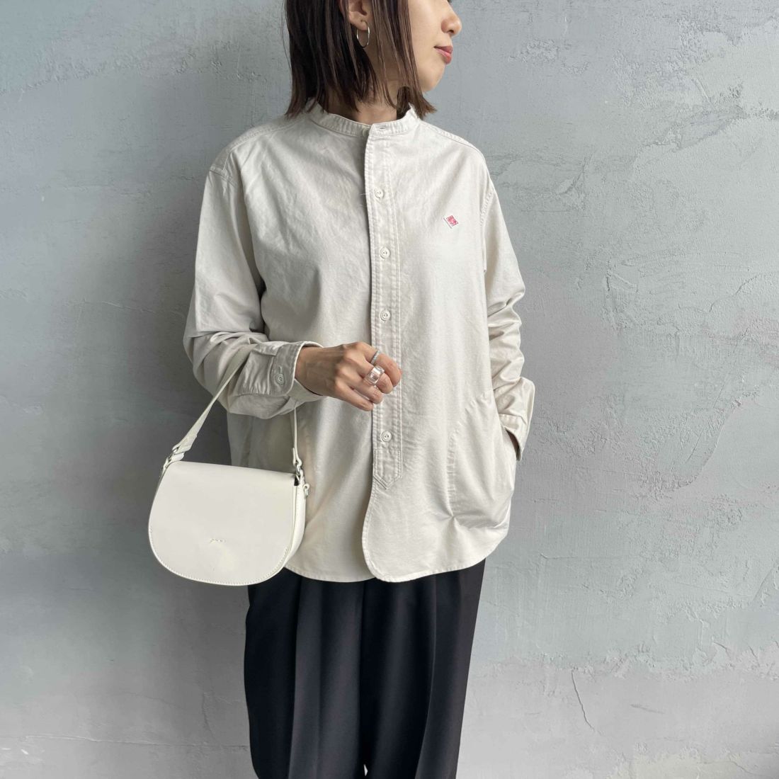 DANTON [ダントン] オックスフォード バンドカラーシャツ [DT-B0279SOX] OYSTER &&モデル身長：159cm 着用サイズ：36&&
