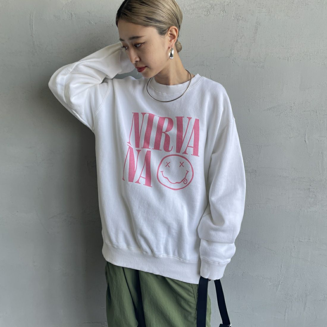 WHITE&&モデル身長：150cm 着用サイズ：M&&