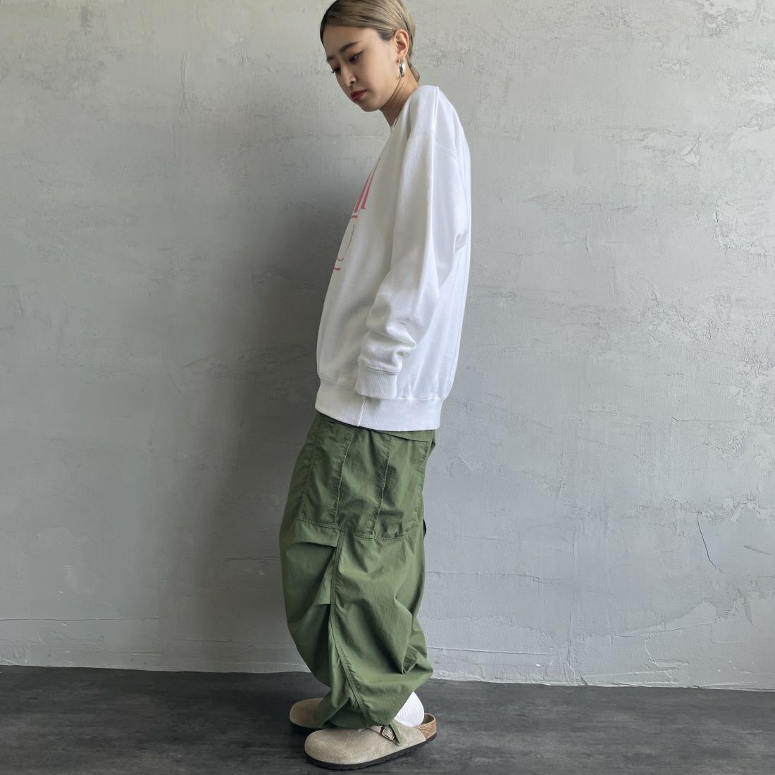 GOOD ROCK SPEED [グッドロックスピード] 別注 NIRVANA プリントスウェット [INTN-021-JF] WHITE &&モデル身長：150cm 着用サイズ：M&&