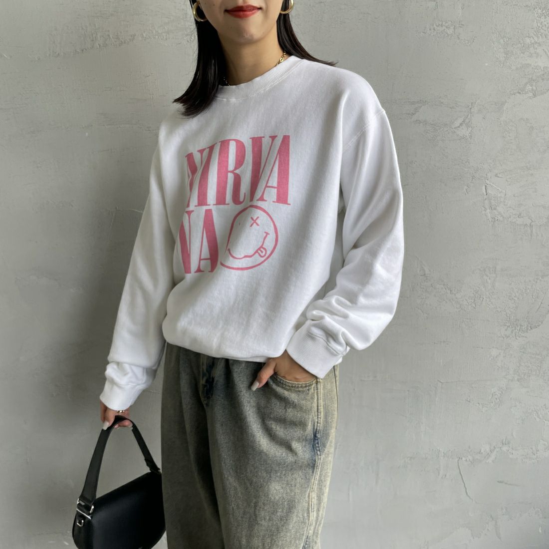 GOOD ROCK SPEED [グッドロックスピード] 別注 NIRVANA プリントスウェット [INTN-021-JF] WHITE &&モデル身長：163cm 着用サイズ：M&&