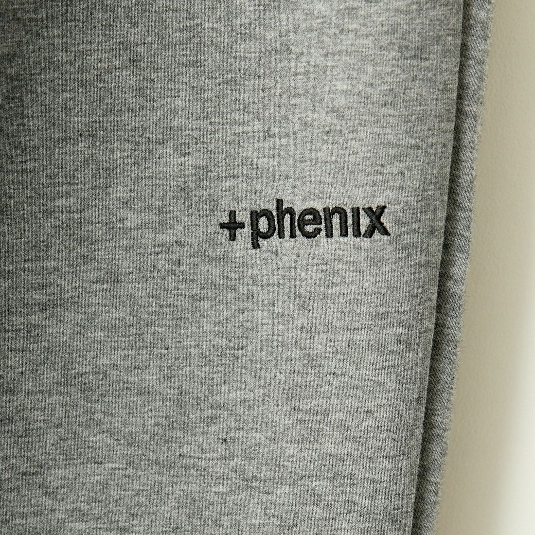 +phenix [プラスフェニックス] 別注 ダンボールニット ジョガーパンツ [POB-24034IN-JF] GRAY
