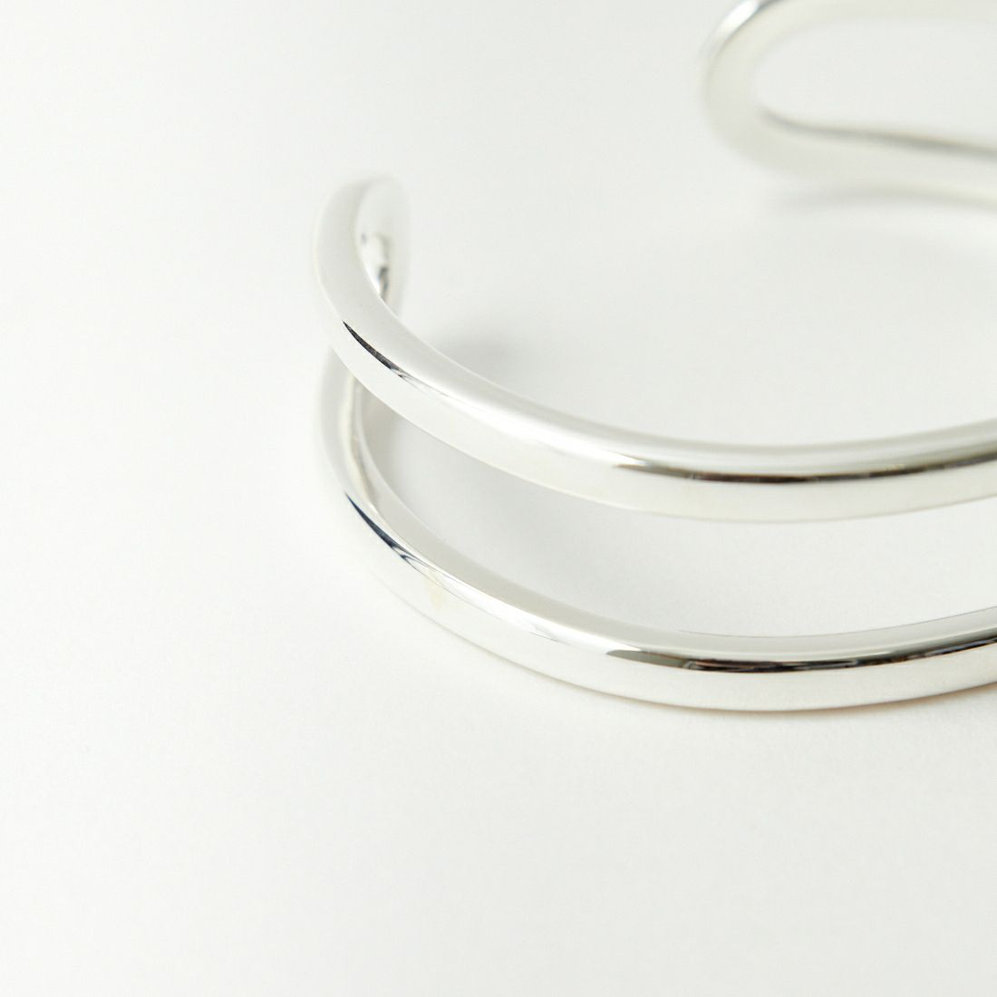 XOLO JEWELRY [ショロジュエリー] Hバングル [XOBG010L] SILVER