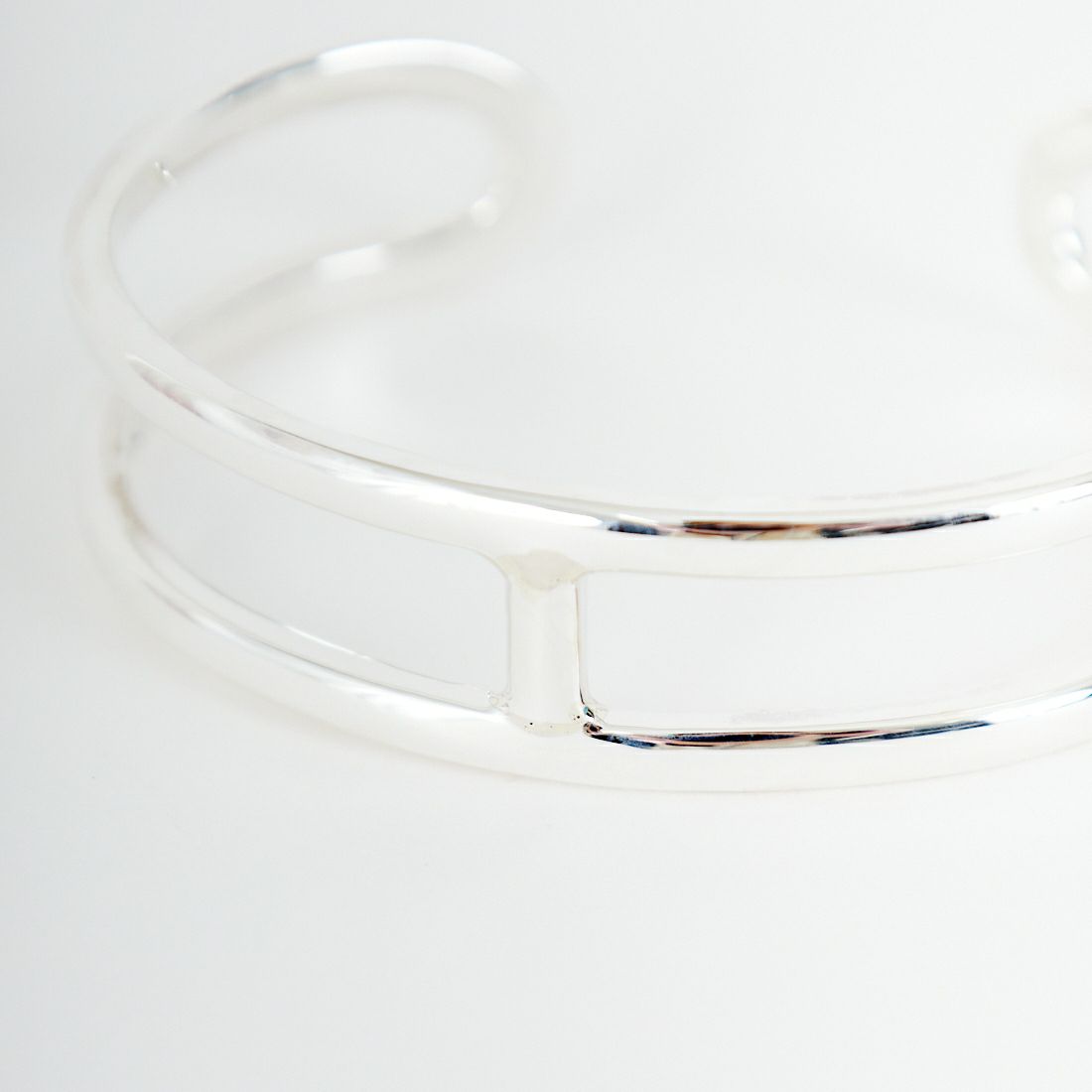 XOLO JEWELRY [ショロジュエリー] Hバングル [XOBG010L] SILVER