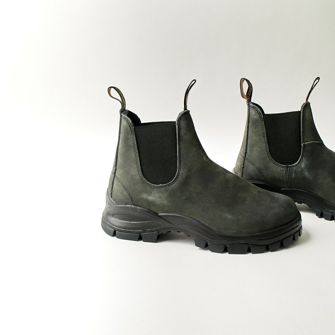 Blundstone [ブランドストーン] LUG BOOT ヌバック [BS2238056] ﾗｽﾃｨｯｸﾌﾞﾗｯ