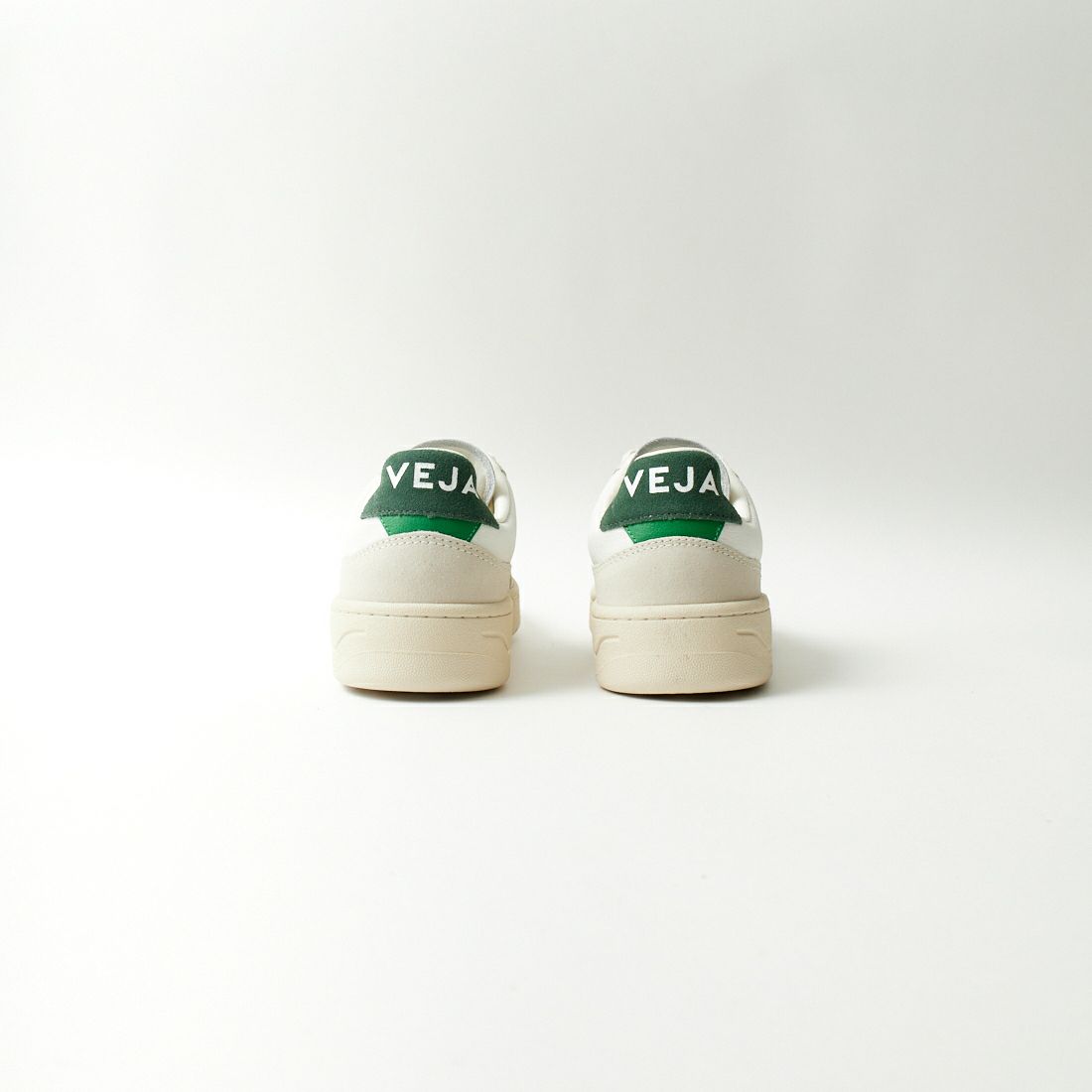 VEJA [ヴェジャ] レザースニーカー [V-90] E-WHT CYPR