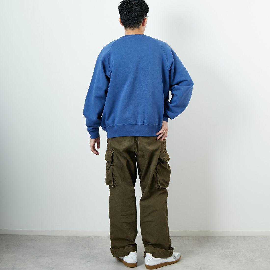 Gymphlex [ジムフレックス] スウィングスリーブ クルーネックスウェット [GY-C0292TCF] LT.BLUE &&モデル身長：168cm 着用サイズ：M&&