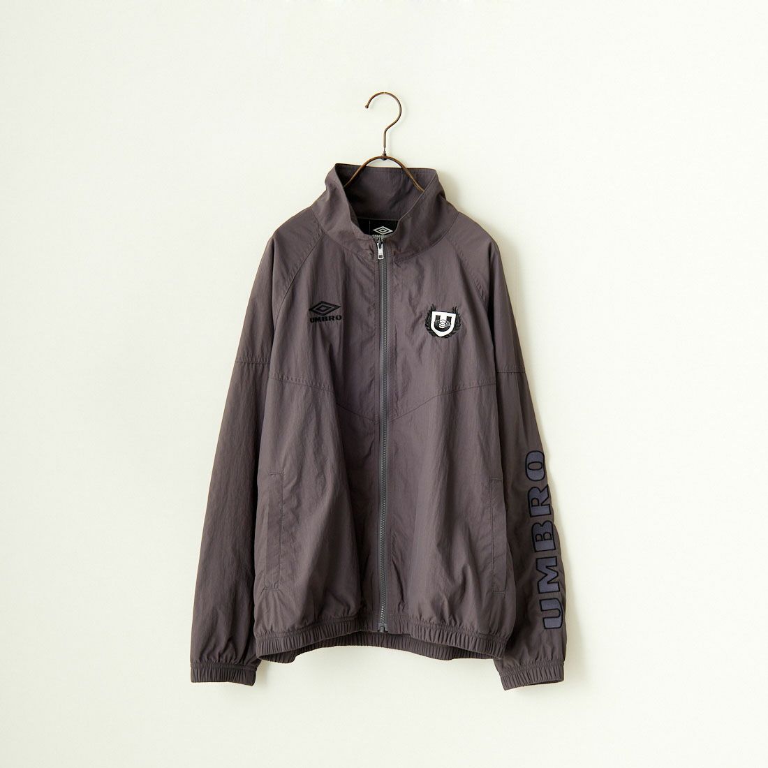 UMBRO [アンブロ] 別注 トレーニングナイロンジャケット [KBT58-NK-JK5 