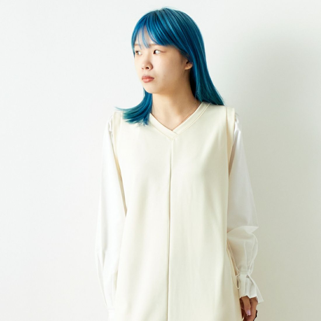 Maison de L'allure [メゾン ドゥ ラリュール] 布帛ドッキングドロストワンピース [M24132013] 21 IVR/OFF &&モデル身長：167cm 着用サイズ：F&&