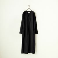 19 BLACK