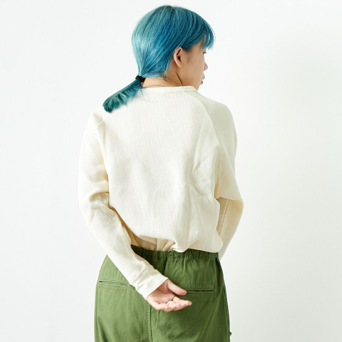 FRUIT OF THE LOOM × GOOD FOR [フルーツ オブ ザ ルーム × グッド フォー] サーマルラグランTシャツ [GF-1501] 02 OFF &&モデル身長：167cm 着用サイズ：M&&