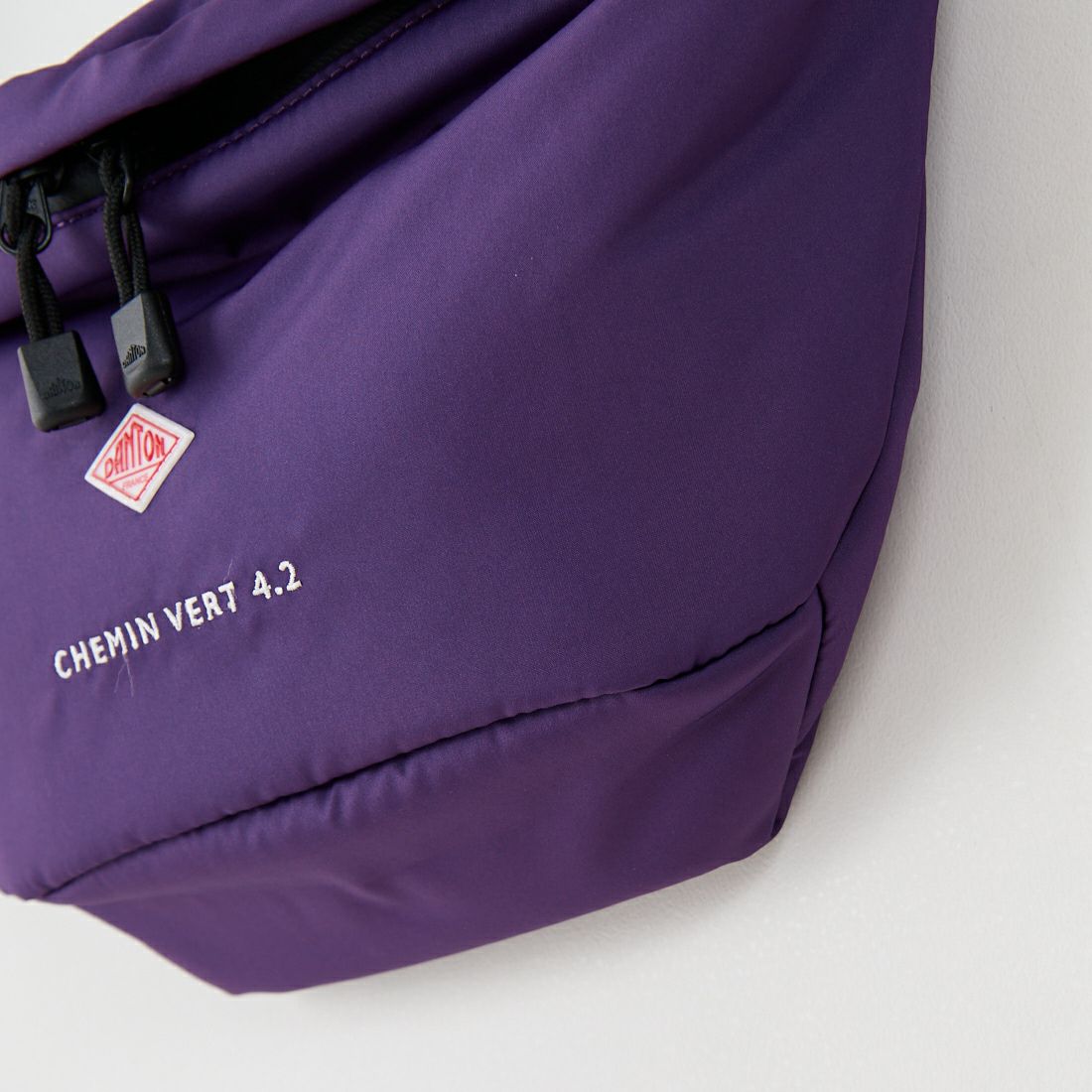 DANTON [ダントン] ポリエステルタフタ スリングバッグ [CHEMIN-VERT-42] PURPLE