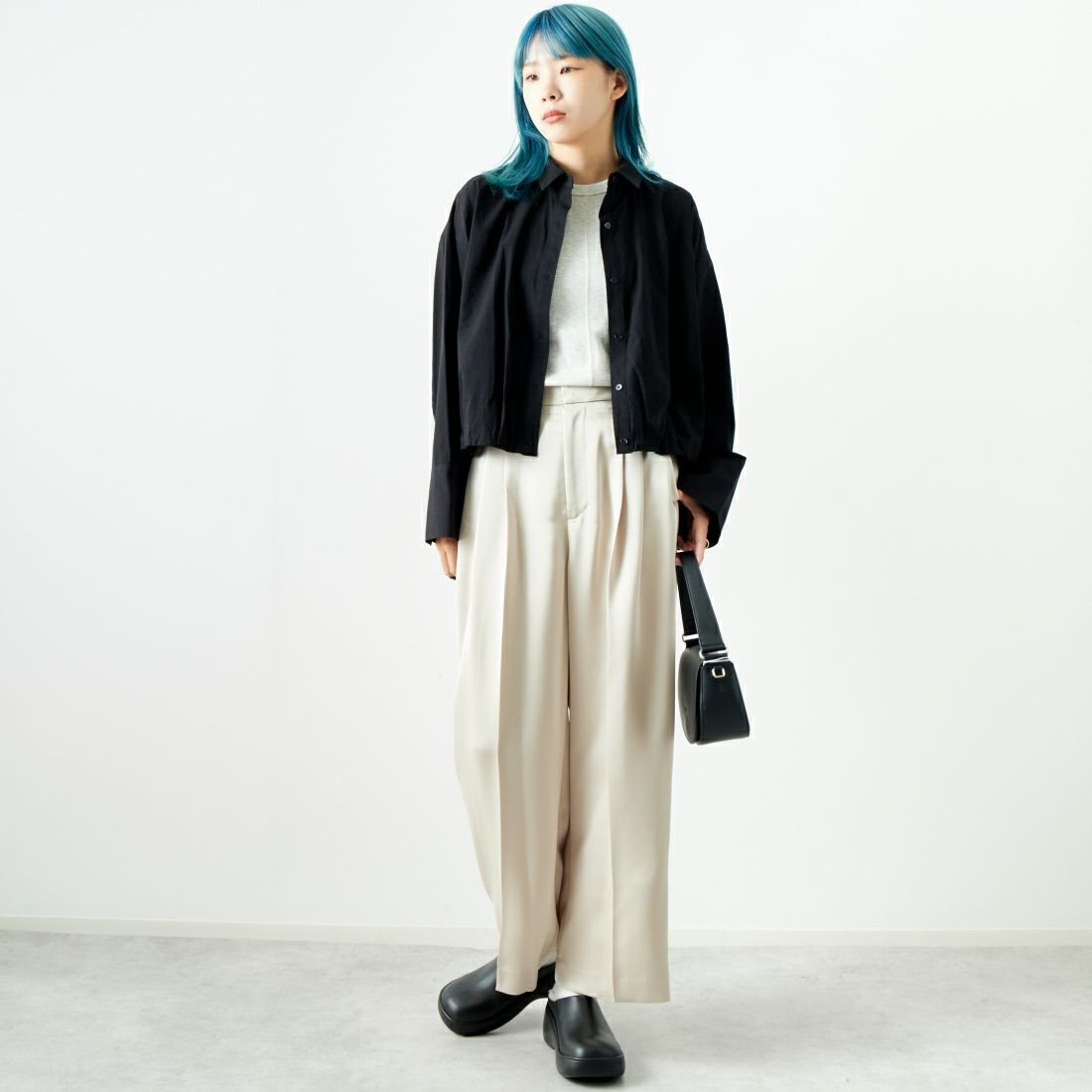 ma couleur [マ クルール] シルキーサテン ダブルクロスタックワイドパンツ [J-4659] 810 BEIGE &&モデル身長：167cm 着用サイズ：38&&