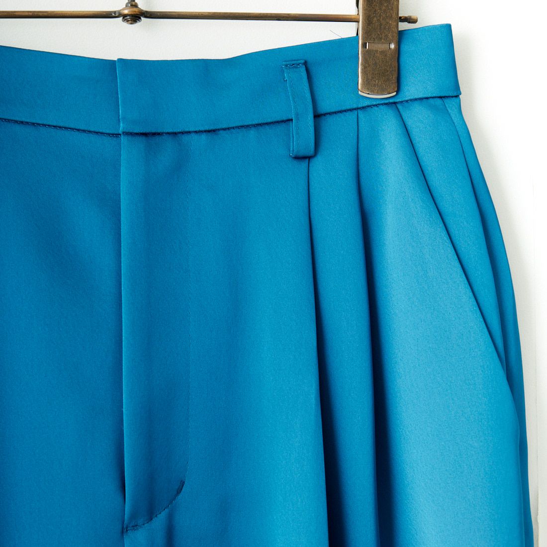 ma couleur [マ クルール] シルキーサテン ダブルクロスタックワイドパンツ [J-4659] 620 CERULE