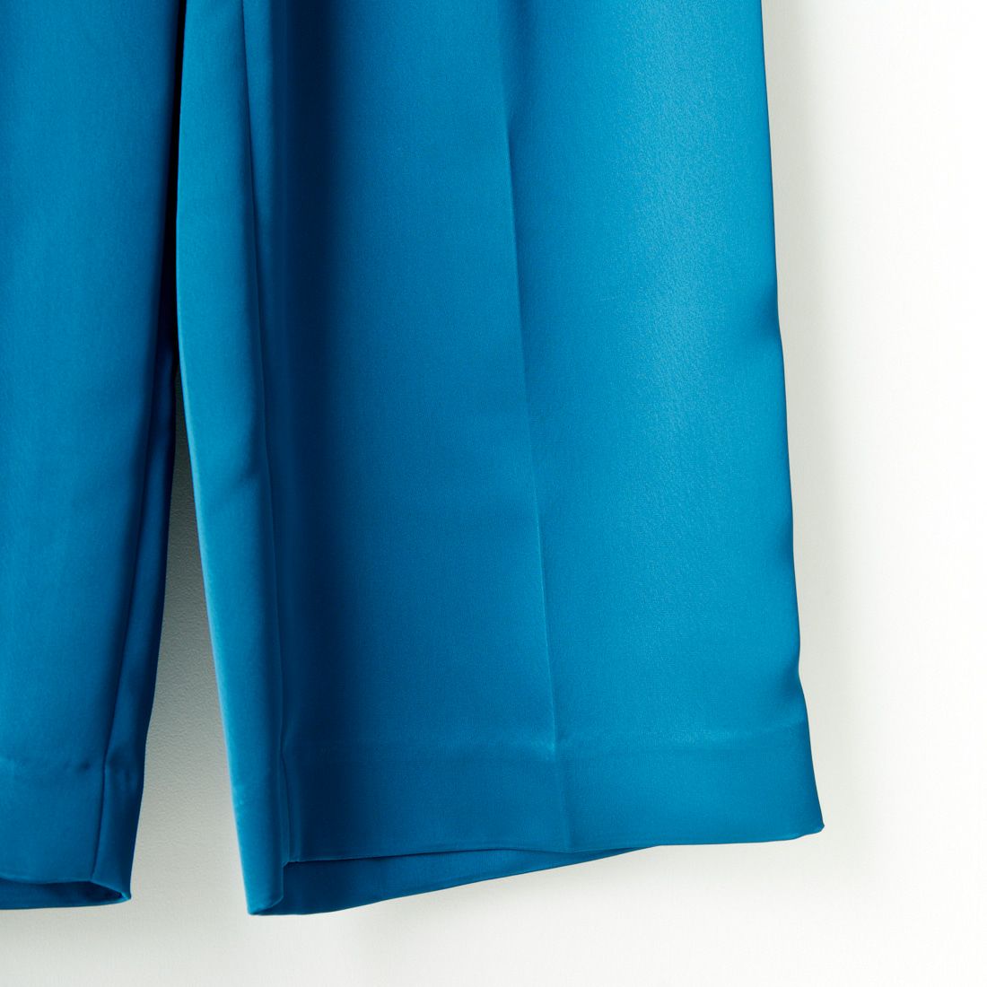 ma couleur [マ クルール] シルキーサテン ダブルクロスタックワイドパンツ [J-4659] 620 CERULE