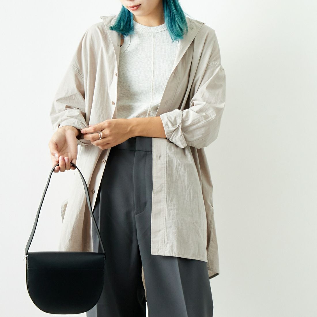 TICCA [ティッカ] スクエアスリットチュニック [TBDA-113] BEIGE &&モデル身長：167cm 着用サイズ：F&&