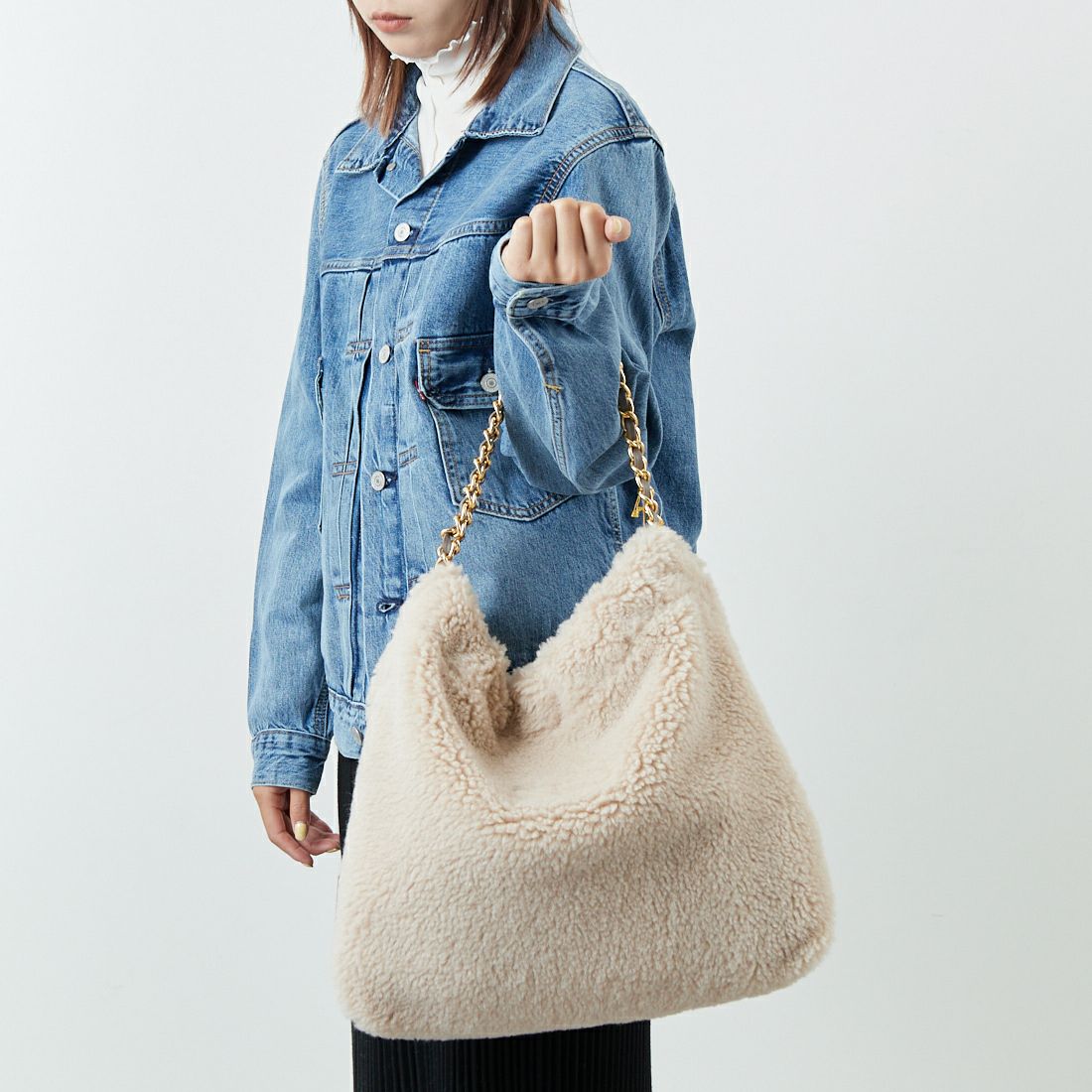 VIOLAd'ORO [ヴィオラドーロ] エコムートン チェーントートバッグ [V-8680] OFF WHITE