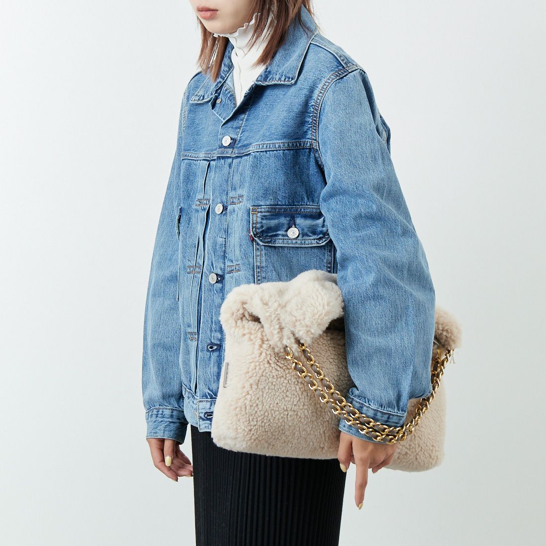 VIOLAd'ORO [ヴィオラドーロ] エコムートン チェーントートバッグ [V-8680] OFF WHITE