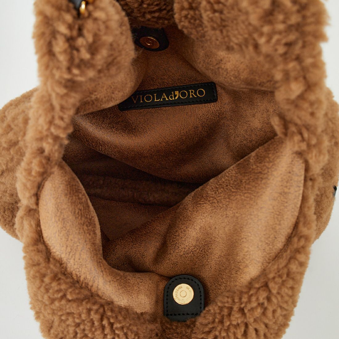 VIOLAd'ORO [ヴィオラドーロ] エコムートン チェーントートバッグ [V-8680] BROWN