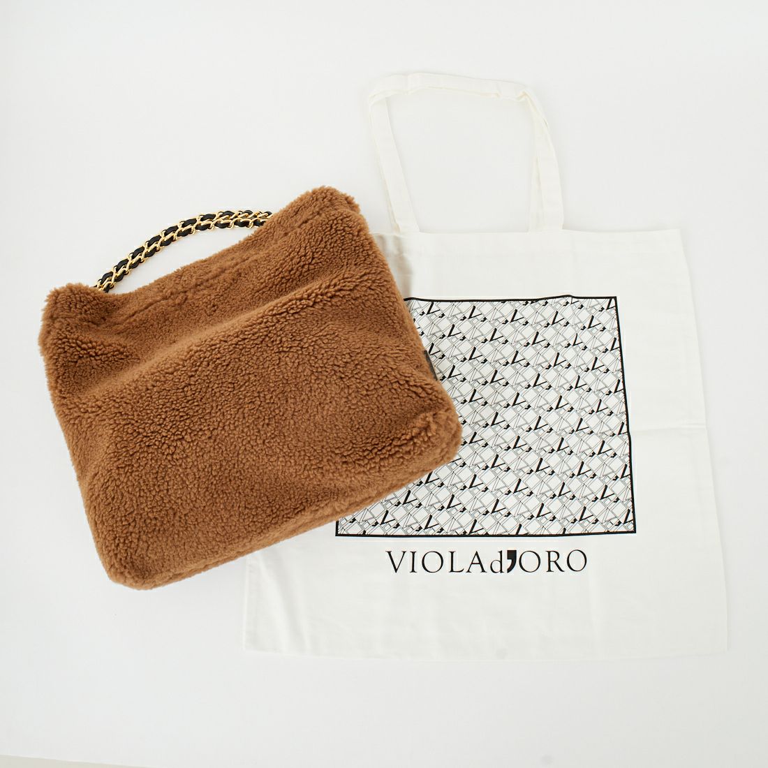 VIOLAd'ORO [ヴィオラドーロ] エコムートン チェーントートバッグ [V-8680] BROWN