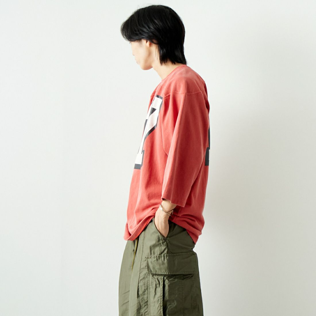 JACKSON MATISSE [ジャクソンマティス] 17 フットボールTシャツ [JM24AW002] RED &&モデル身長：179cm 着用サイズ：L&&