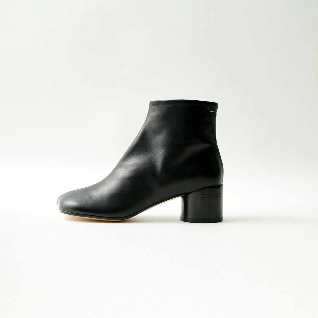 MM6 Maison Margiela [エムエムシックス メゾン マルジェラ] アナトミックアンクルブーツ  [S59WU0234-P3628]｜ジーンズファクトリー公式通販サイト - JEANS FACTORY Online Shop