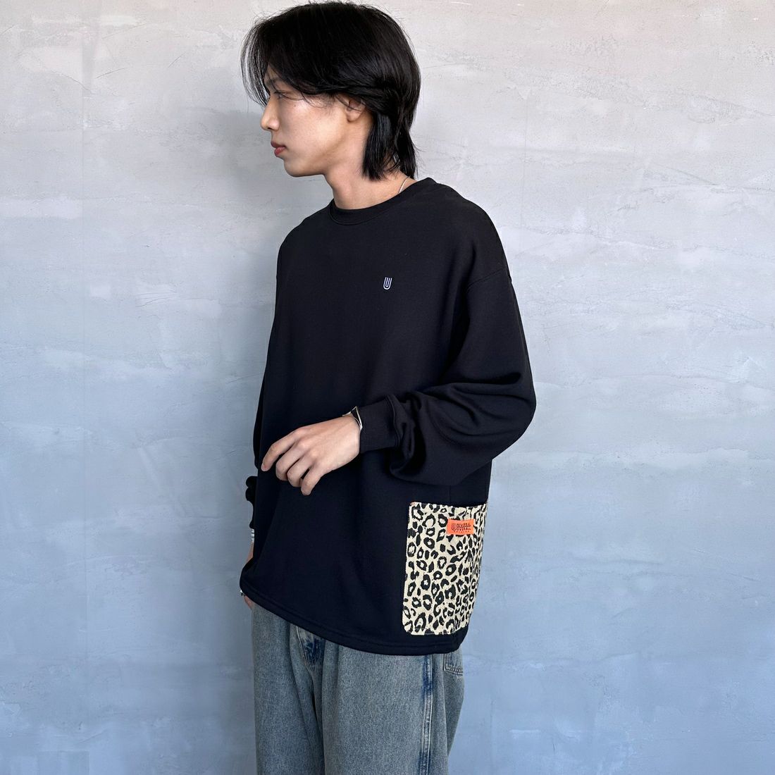 UNIVERSAL OVERALL [ユニバーサルオーバーオール] 別注 ドローコード カバーオールスウェット [U2431226IN-JF] BLACK &&モデル身長：179cm 着用サイズ：XL&&