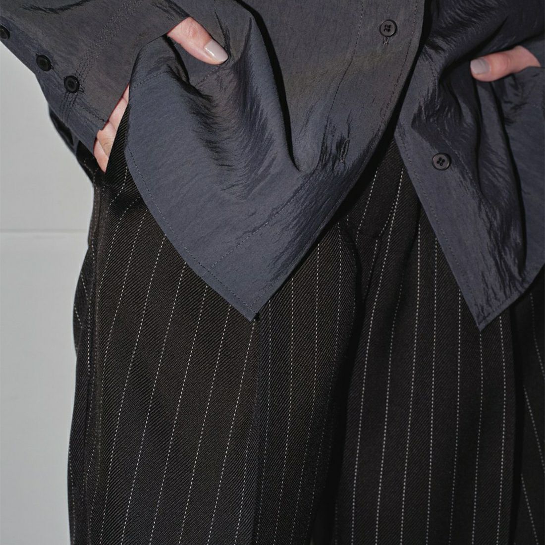 TODAYFUL [トゥデイフル] ストライプツイルトラウザーズ [12420701] BLK