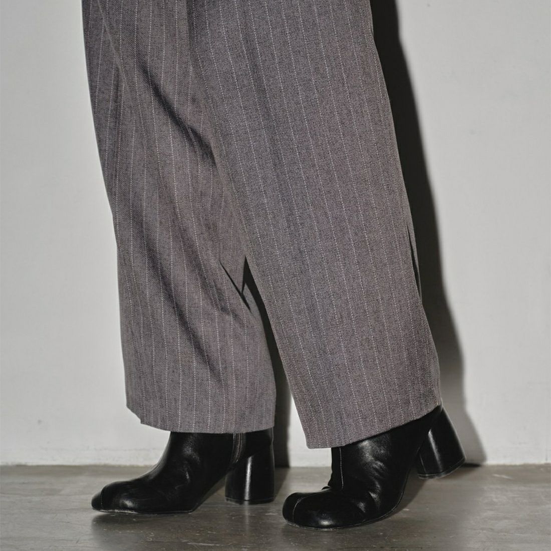 TODAYFUL [トゥデイフル] ストライプツイルトラウザーズ [12420701] D/GRY