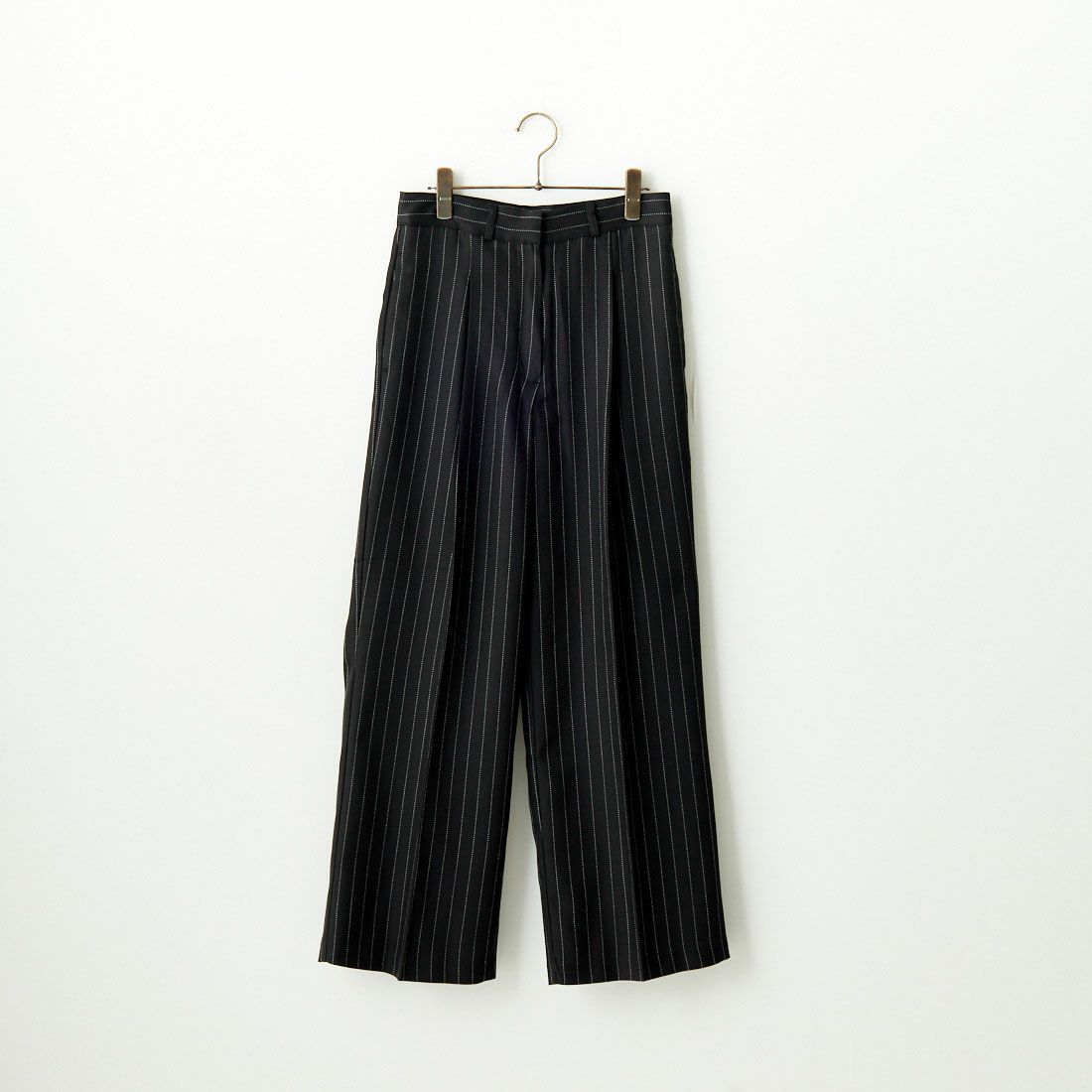 TODAYFUL [トゥデイフル] ストライプツイルトラウザーズ [12420701] BLK
