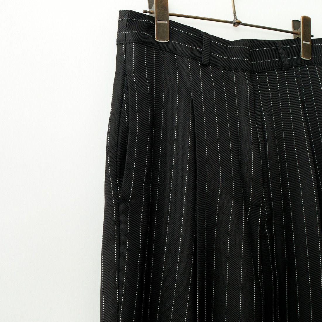 TODAYFUL [トゥデイフル] ストライプツイルトラウザーズ [12420701] BLK