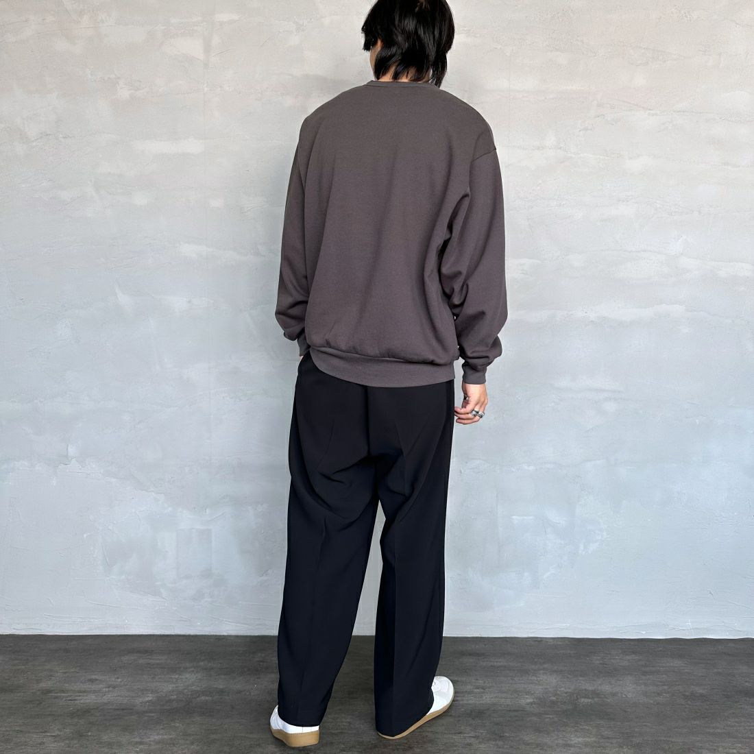 Health knit [ヘルスニット] 別注 ヘンリーネックスウェット [HR24F-M019-JF] FADE BLACK &&モデル身長：179cm 着用サイズ：L&&