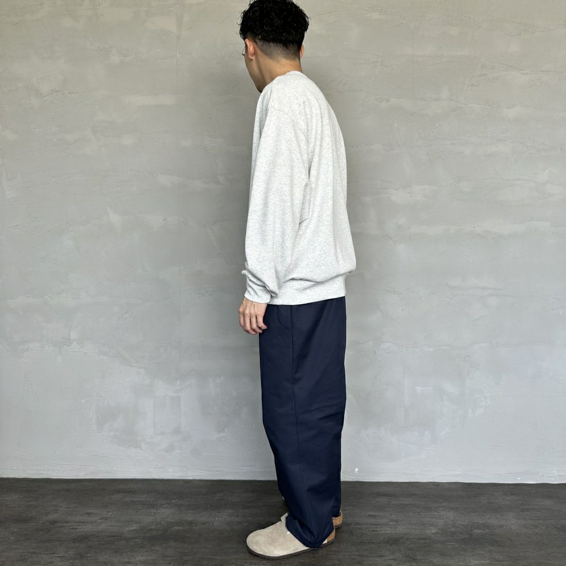 Health knit [ヘルスニット] 別注 ヘンリーネックスウェット [HR24F-M019-JF] H.GREY &&モデル身長：168cm 着用サイズ：L&&